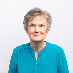 Headshot of Pam Broyles