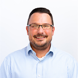 Faculty Headshot of Dr. Micahel Houston