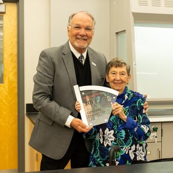 SNU President Dr. Keith Newman and Mrs. Linda Carley