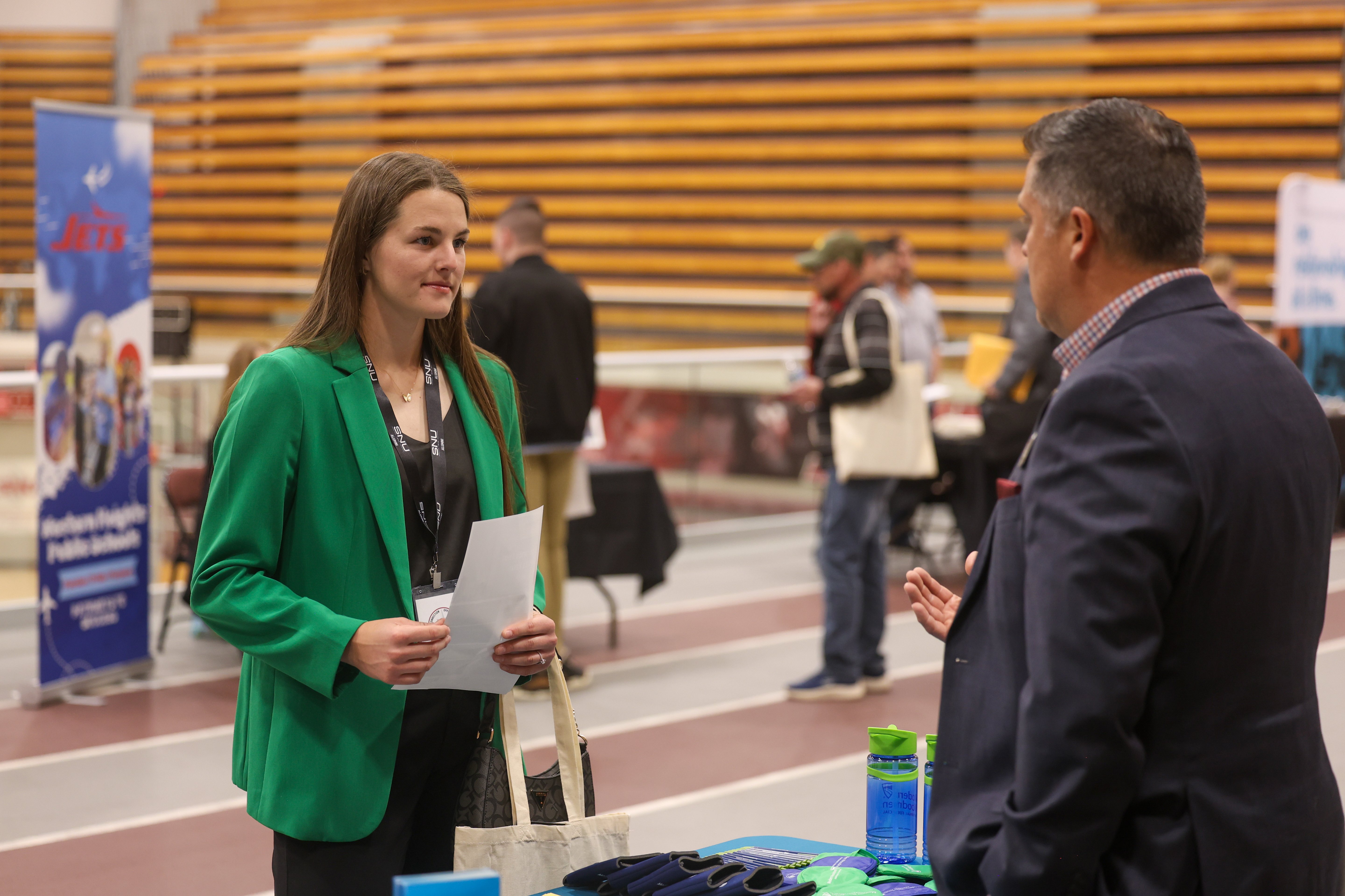 Career fair-18
