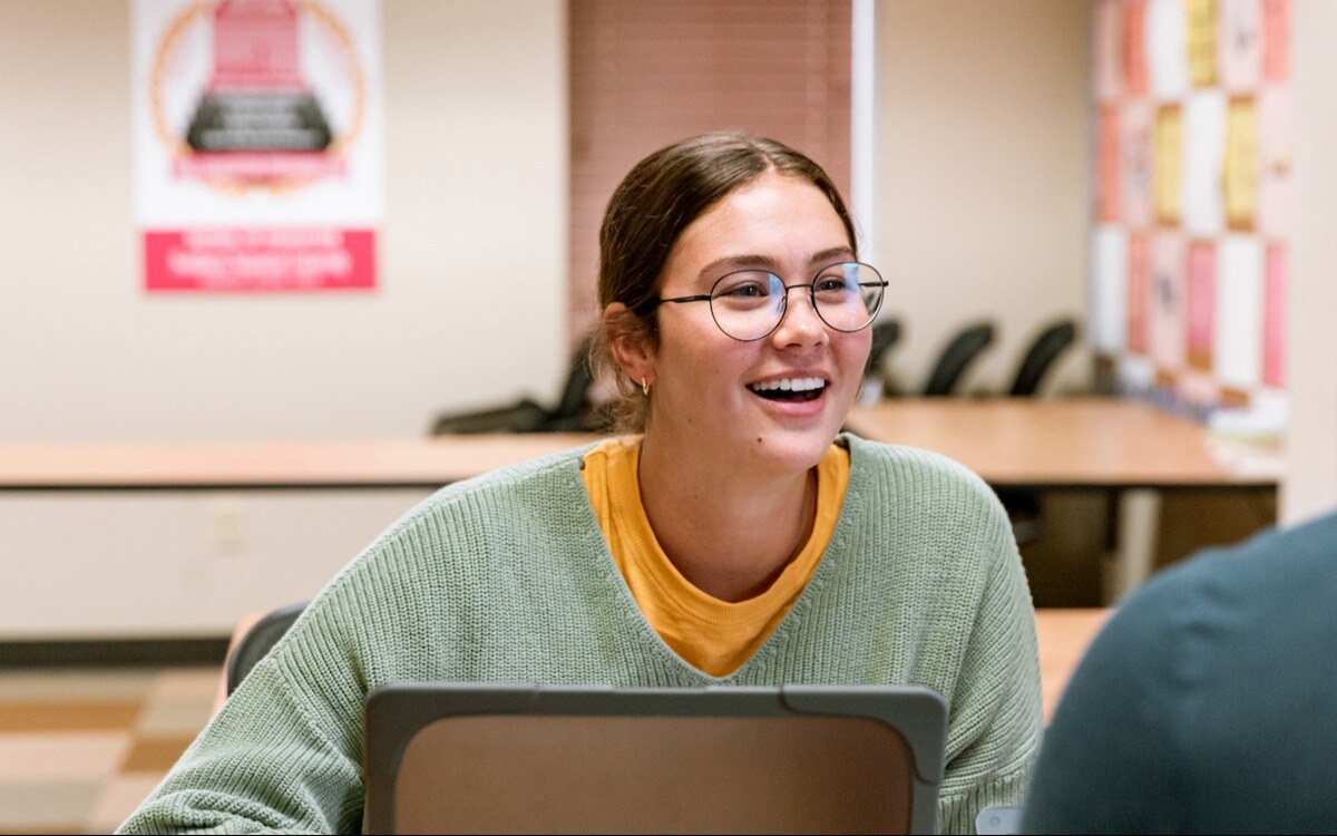 DEAL student on her compute