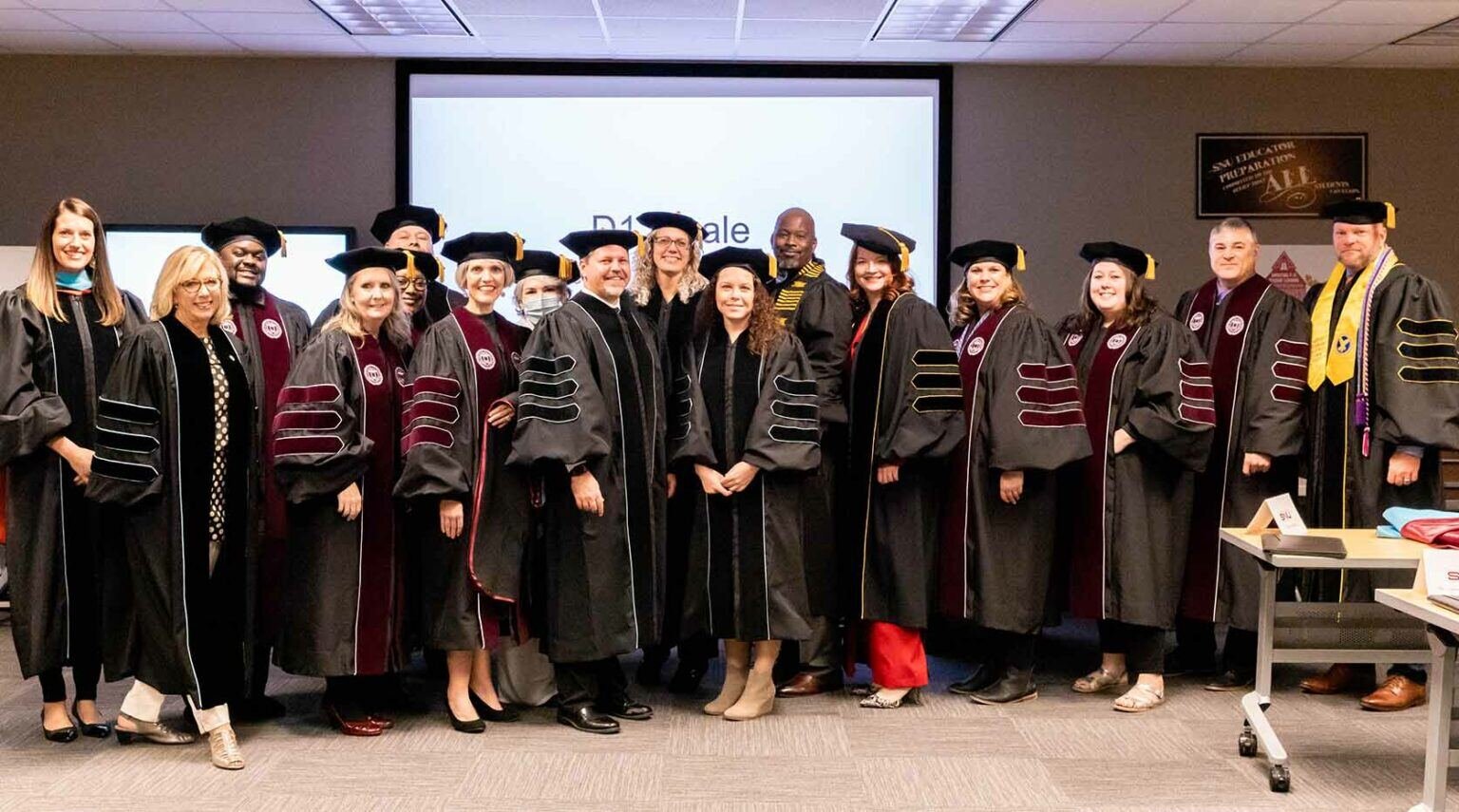 DEAL-Grads_web-1536x855