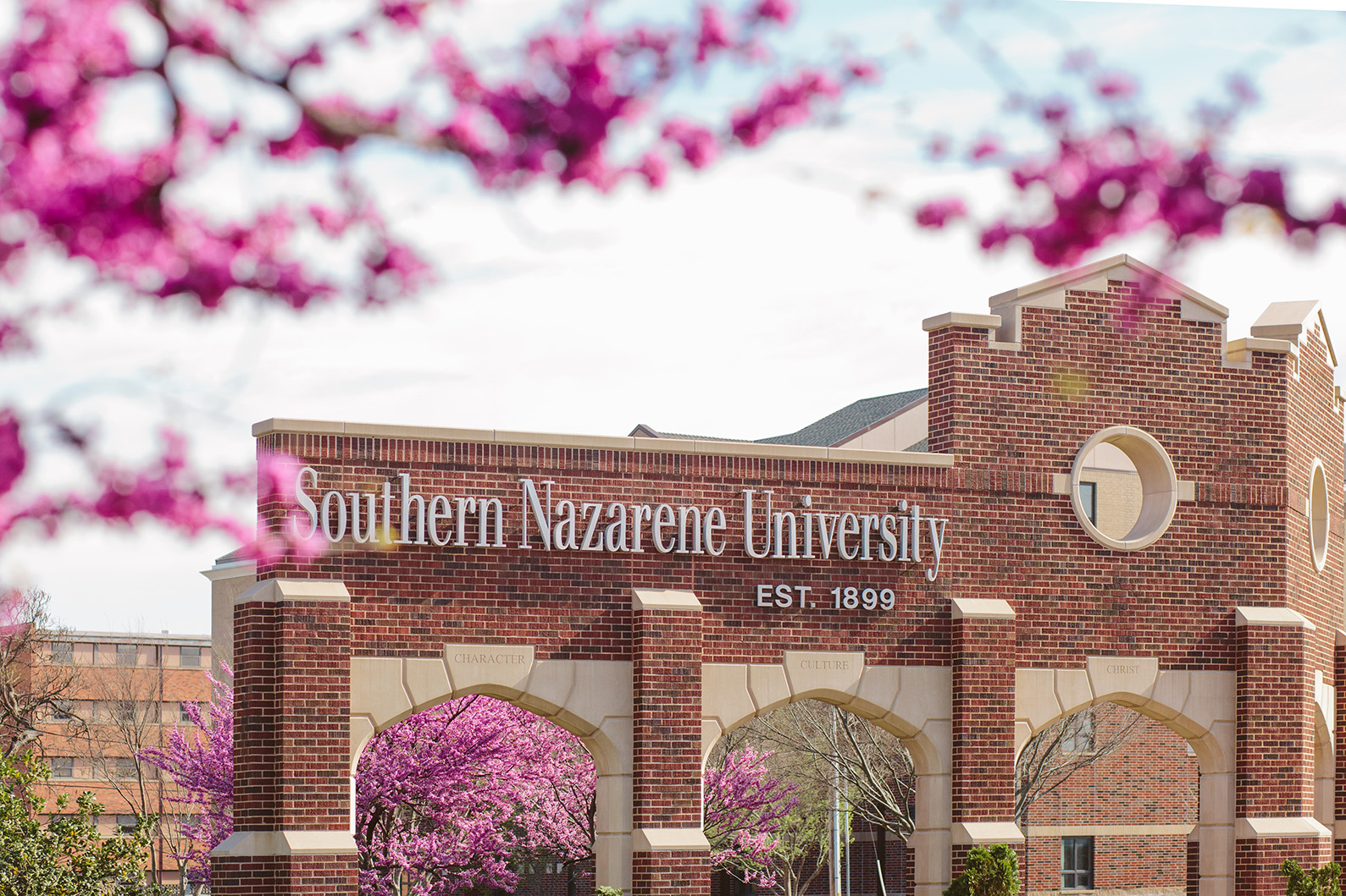 The front gates at Southern Nazarene Univeristy