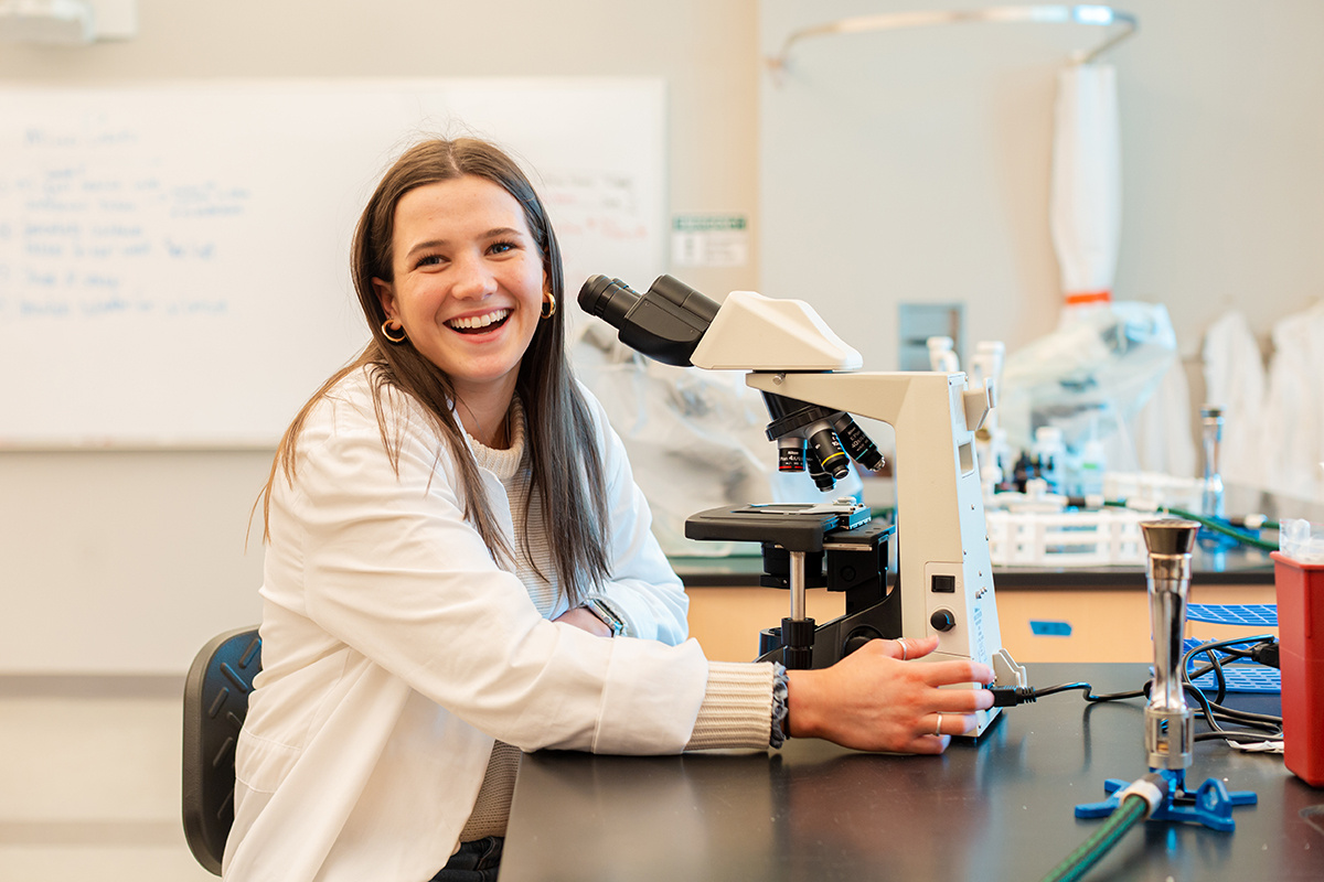 Emily Monaghan in lab