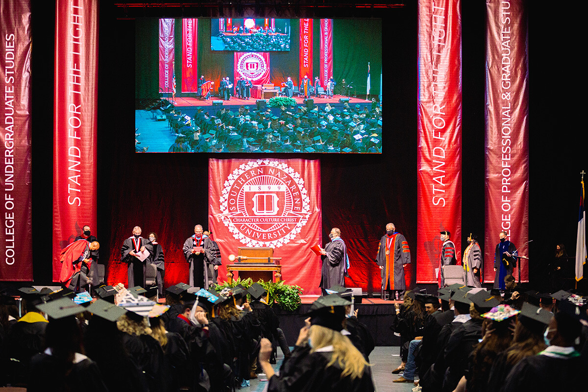 SNU Celebrates 118th Commencement