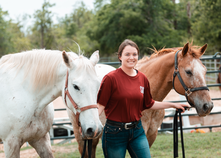 Equestrian Team Holds On-Site Preview